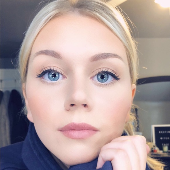 Meet your Posher, Bri - Picture 3 of 3